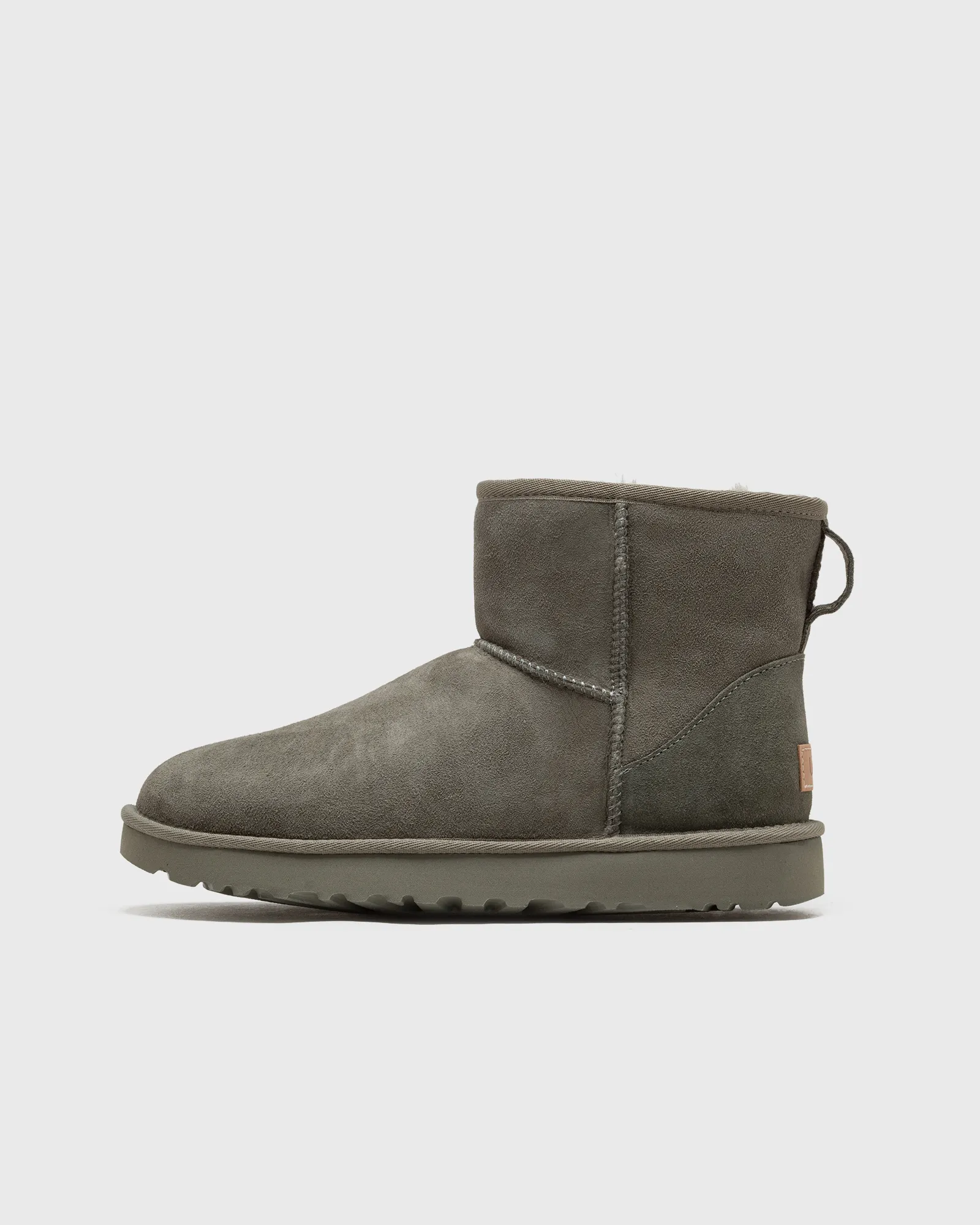 UGG WMNS CLASSIC MINI II