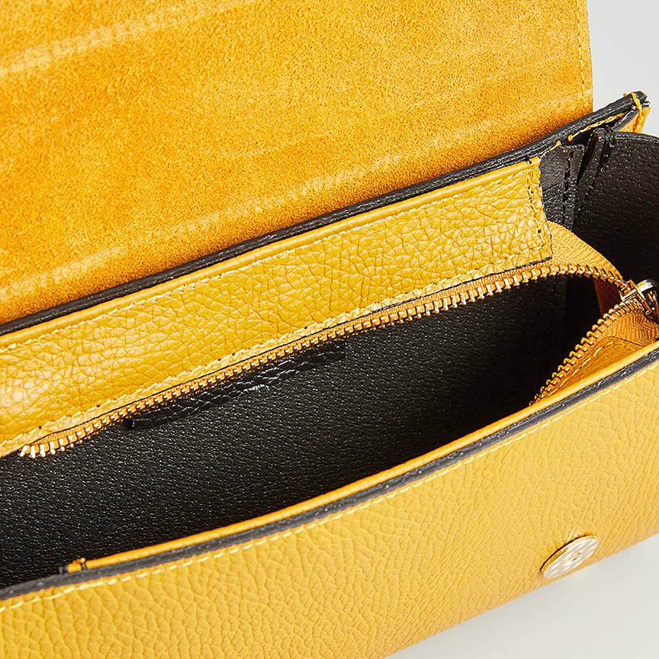 Christian Laurier Sac bandoulière Ralph en Cuir jaune foncé  - 26x14x8 cm