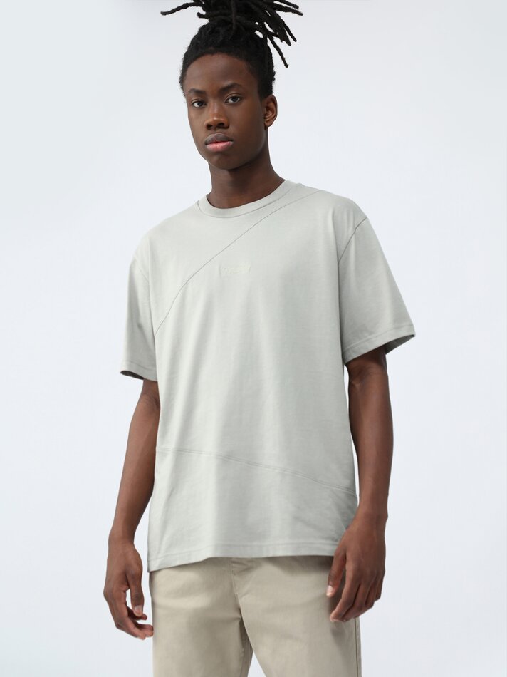 Camiseta com painéis - Cânhamo