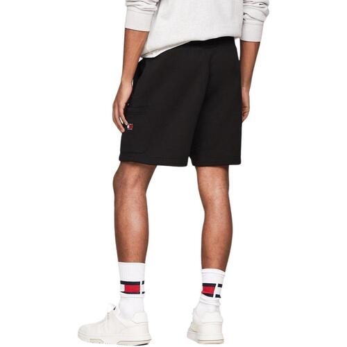 Tommy Jeans - TJM BADGE CARGO SHORT Negro