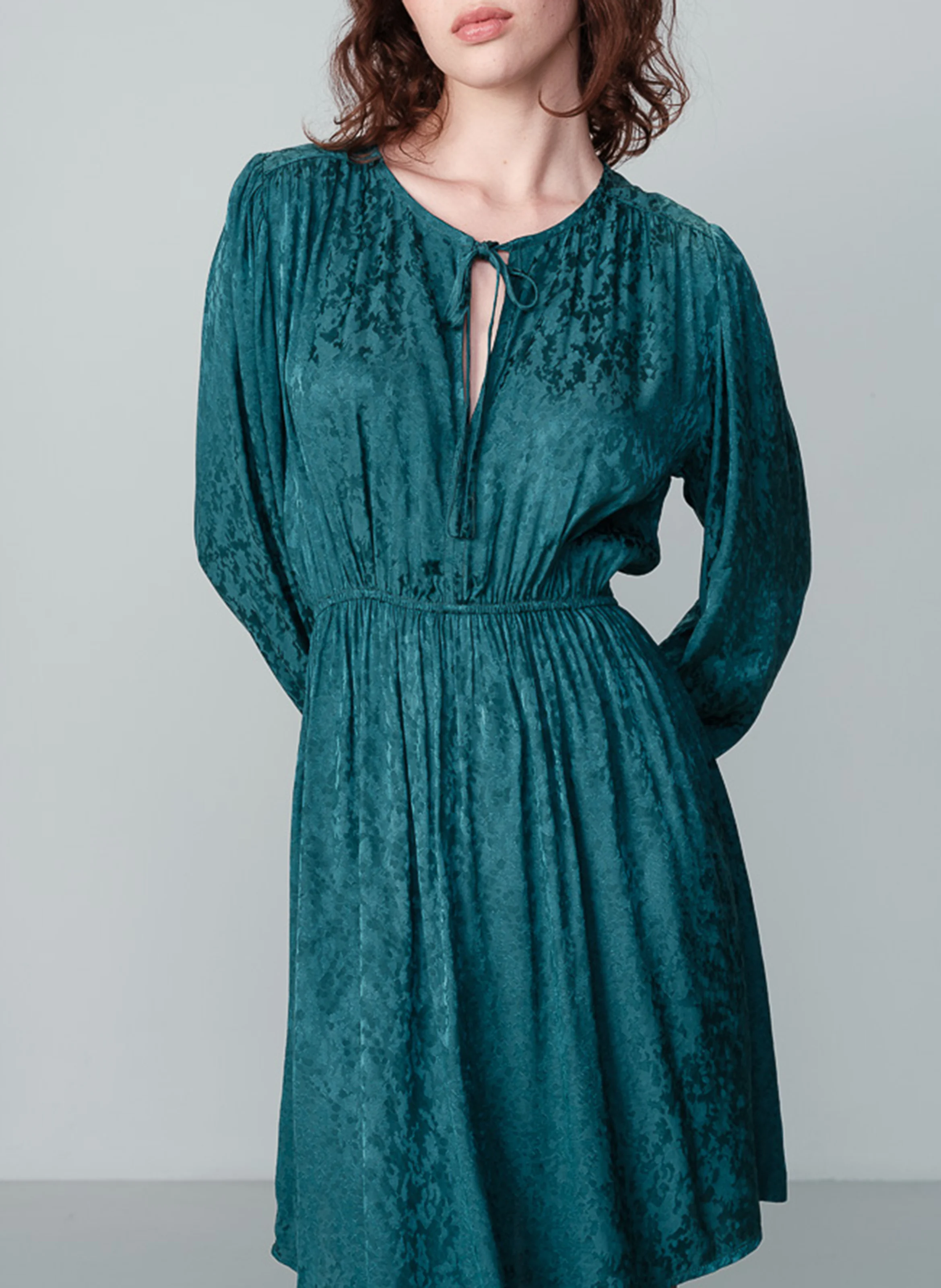 NOCES - Robe courte cintrée jacquard | Vert
