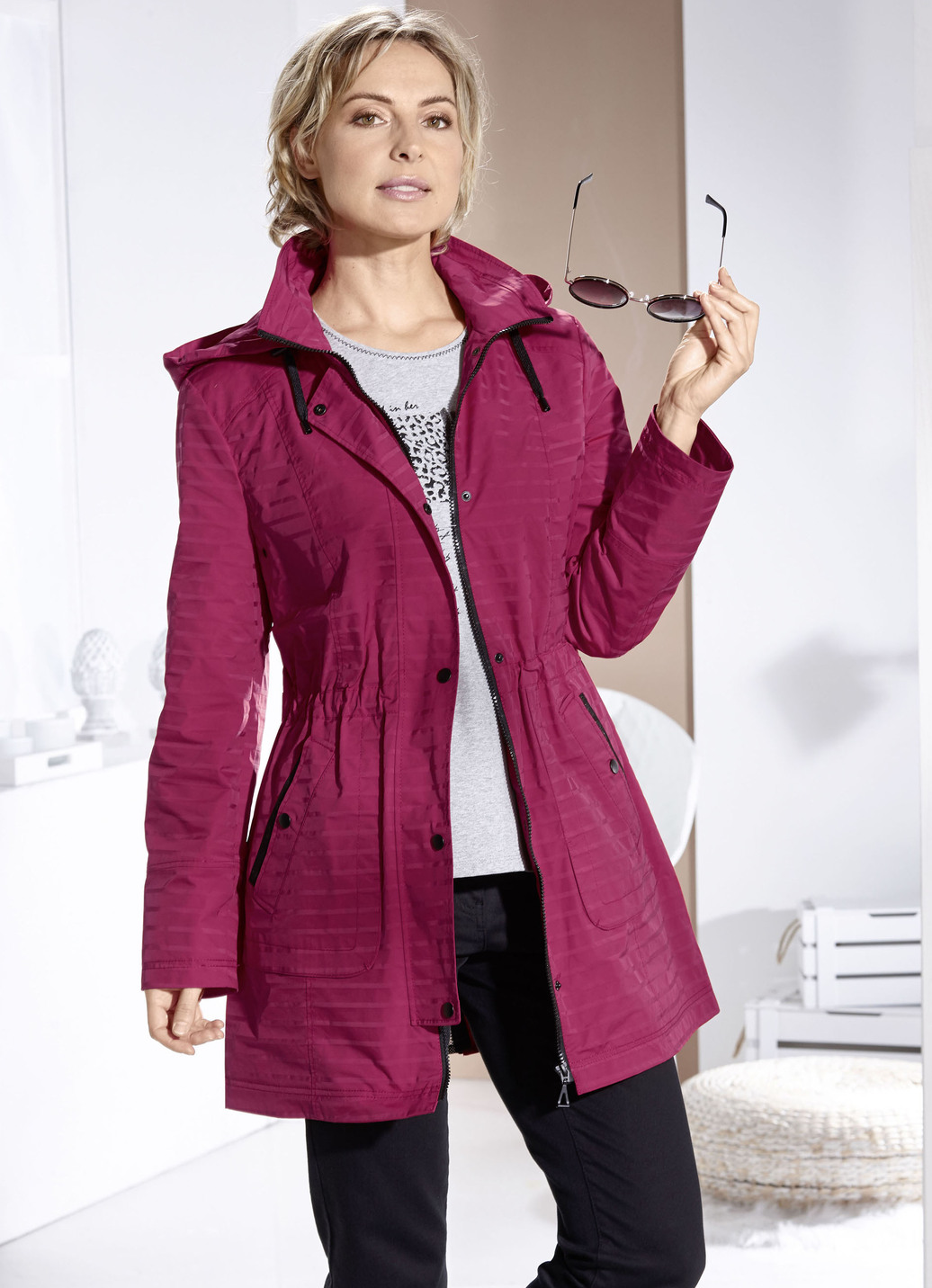 Funktionsjacke mit dezentem Streifendessin