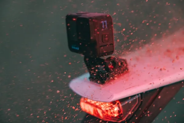 GoPro® | HERO11 Black - Action-kamera - 27 MP - 5.3K / 60 fps - 27 MP - trådløst netværk - undervands op til 10 m - sort