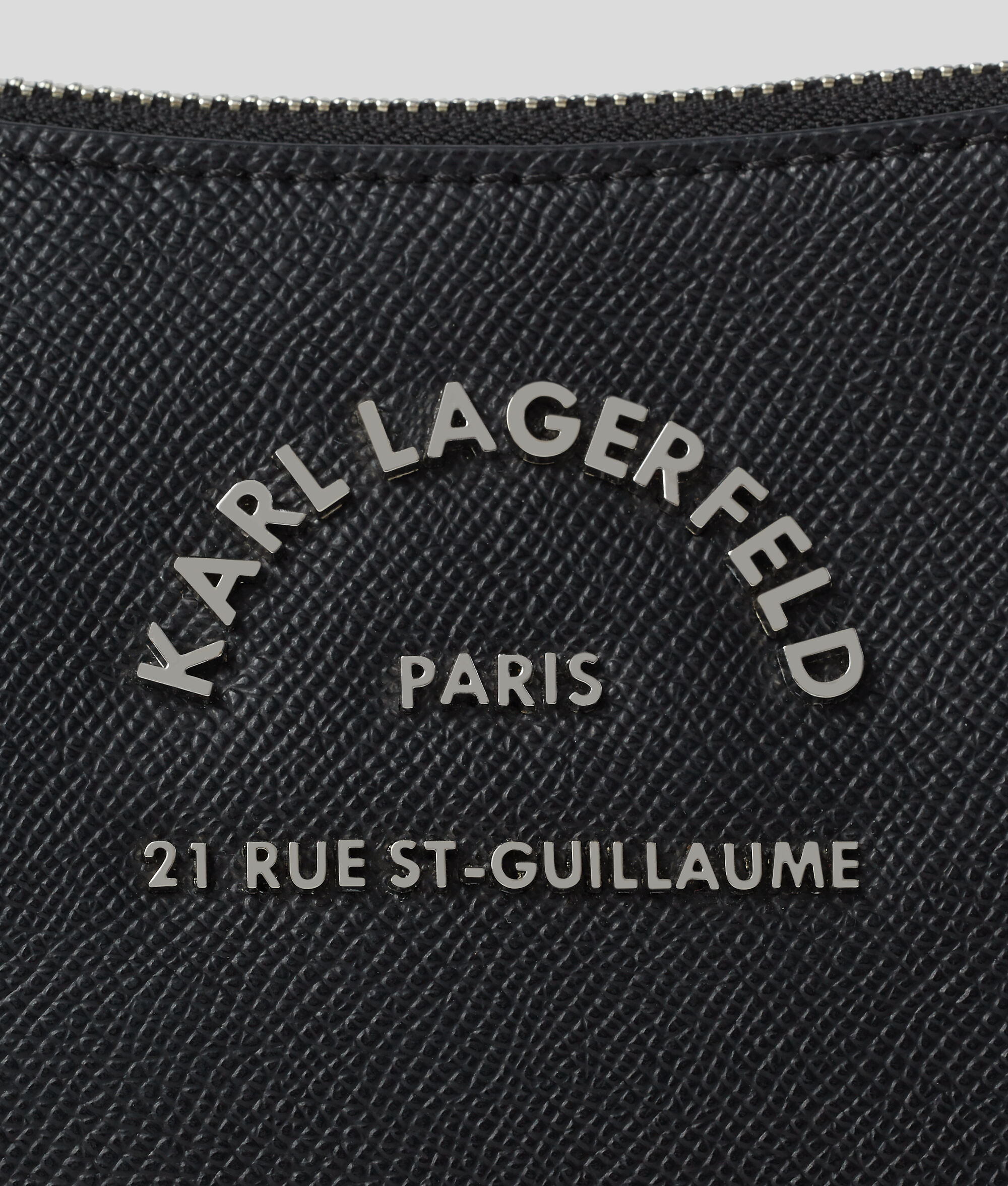PETIT SAC BANDOULIÈRE RUE ST-GUILLAUME