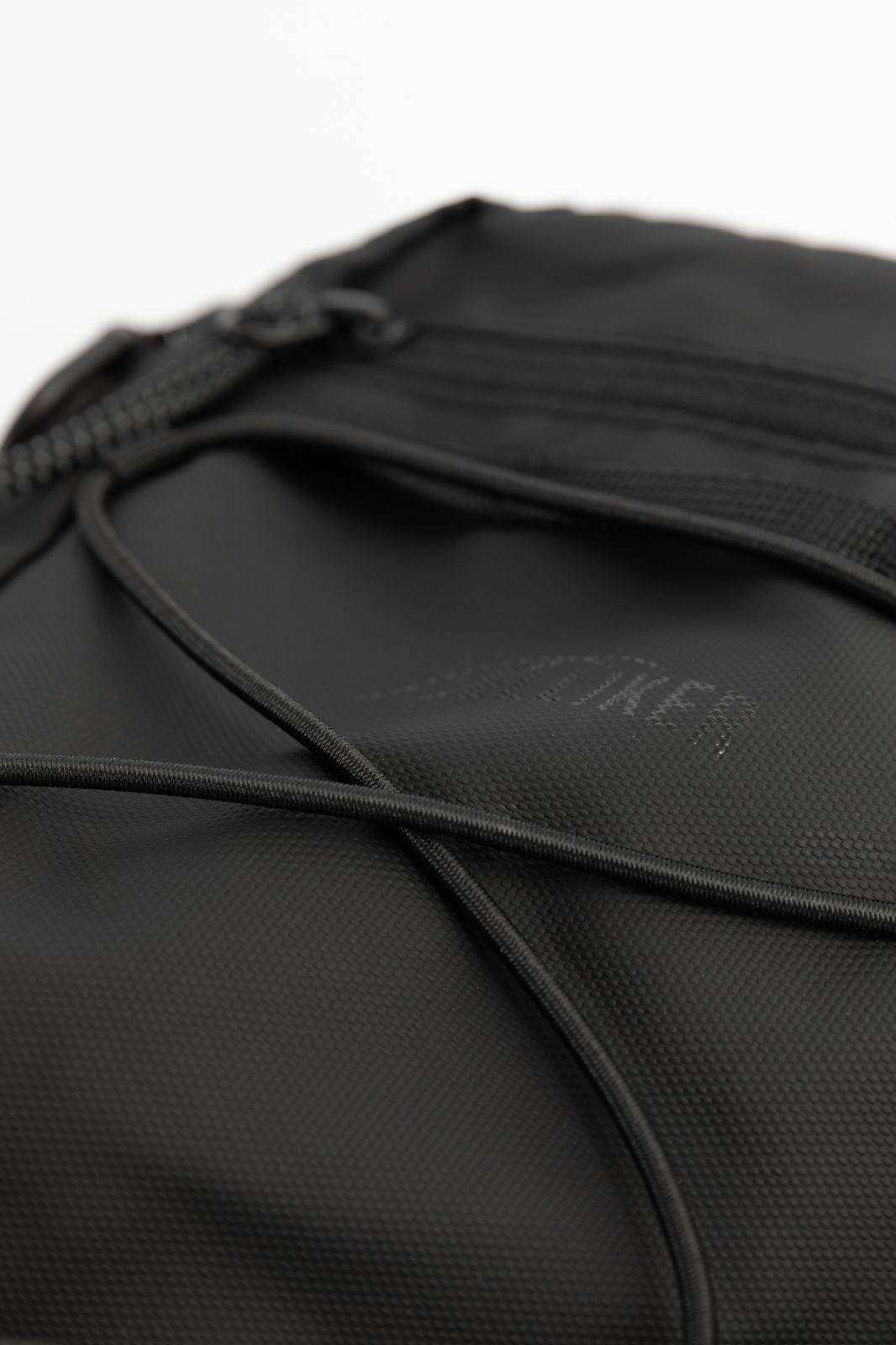 Elliker zwarte crossbody tas