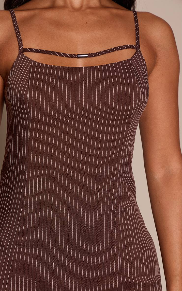 Robe Mini Moulante Petite À Fines Rayures Avec Bretelles Et Détail Ceinture