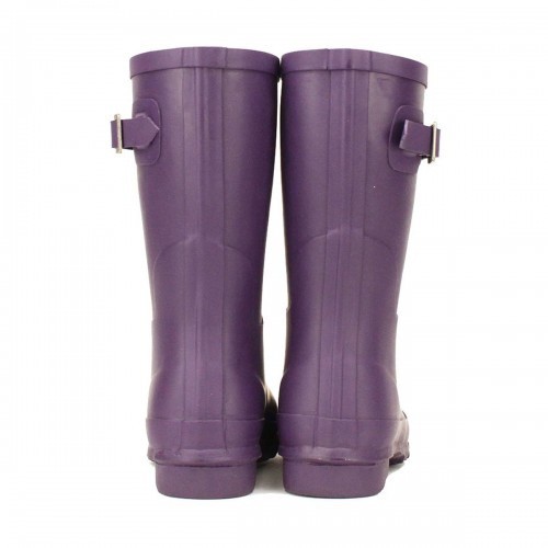 Botas de chuva curtas femininas com acabamento fosco na cor roxa uva.