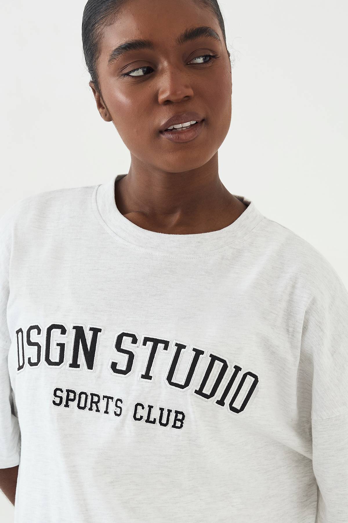 T-shirt Oversize à Appliqué DSGN Studio