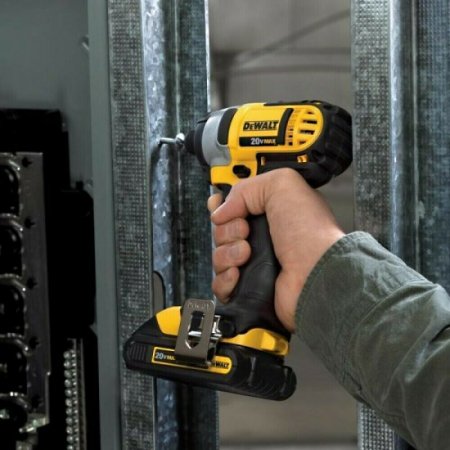 Kit combinado sem fio DEWALT 20V MAX ÍON DE LÍTIO (24 ferramentas) - Melhor modelo 2024