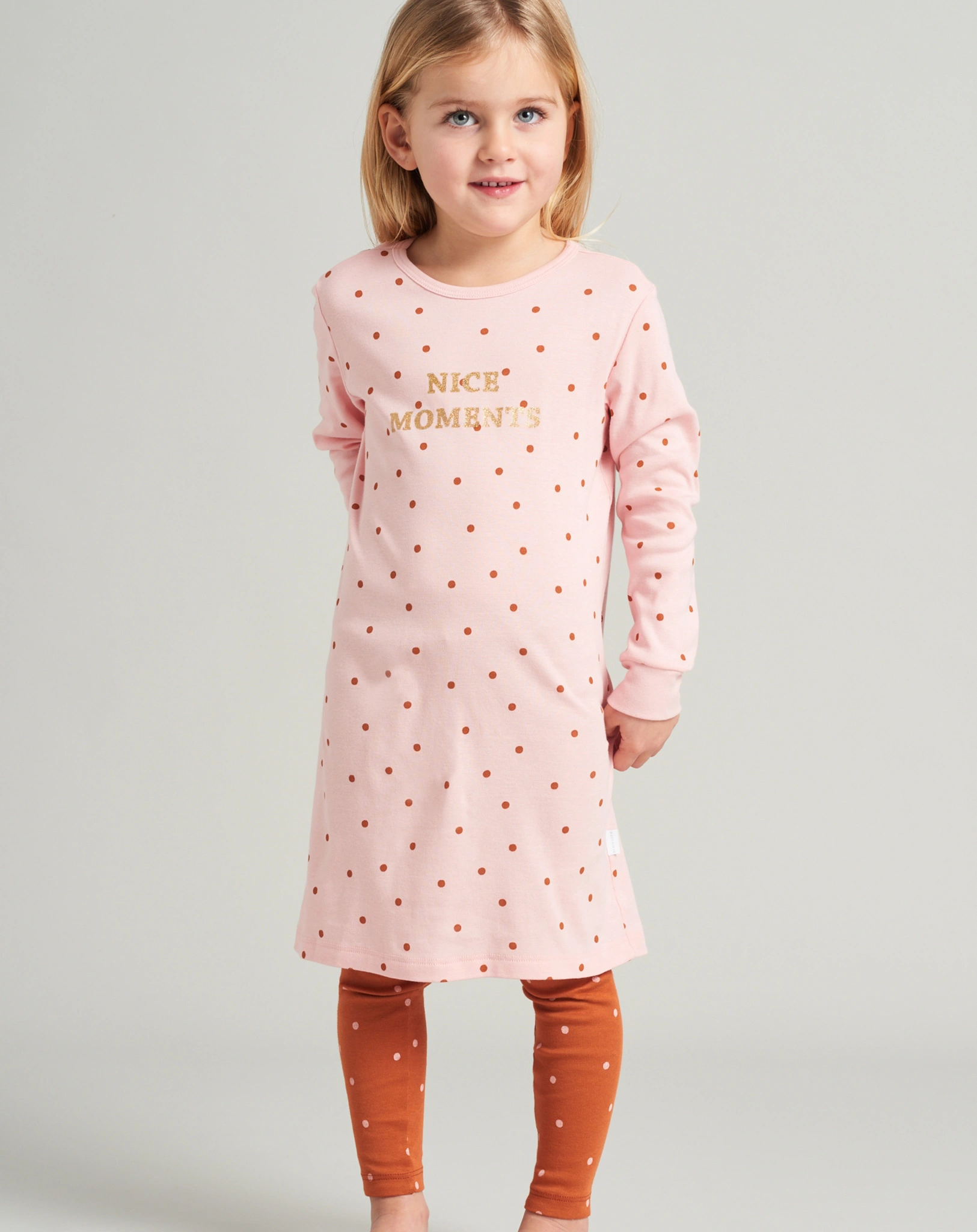 Schlafanzug lang NATURAL LOVE – GOLD gepunktet in rosa