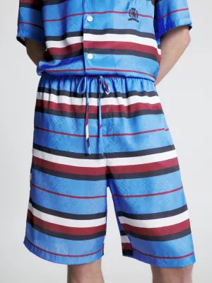 Shorts Relaxados com Listras e Monograma Crest