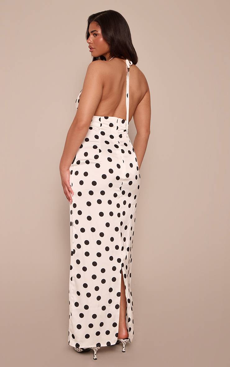 Blanc Robe Maxi Ajustée À Encolure Américaine Avec Dentelle À Pois Noirs