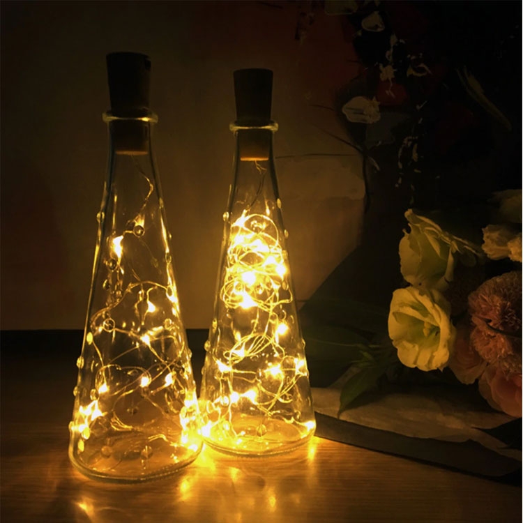 (2m) 20 LED's Deko Lichterkette Flaschenlicht im Korken Look (inkl. LR44 Batterien) - Warmweiss