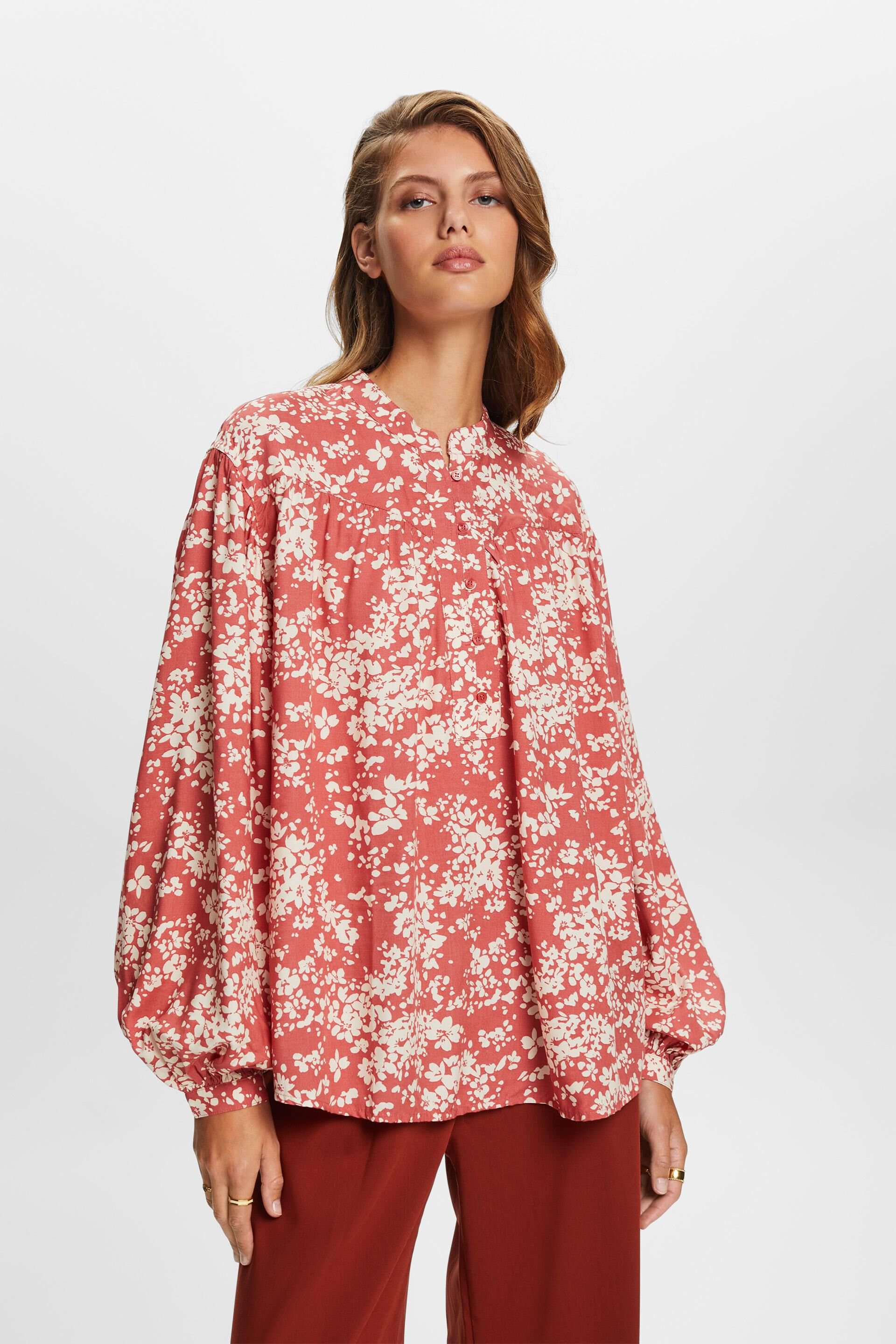 Blouses woven