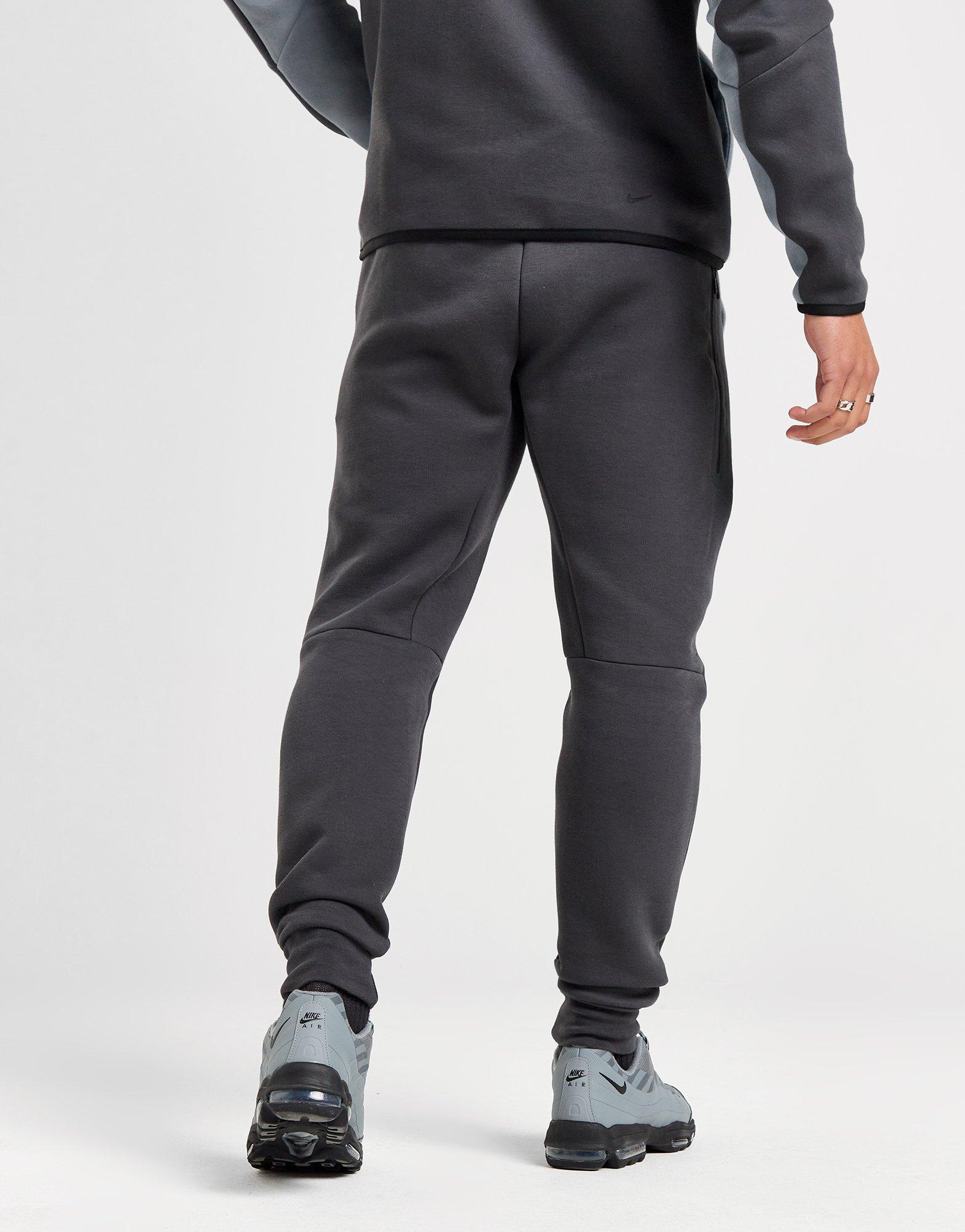 Nike Tech Fleece Joggers