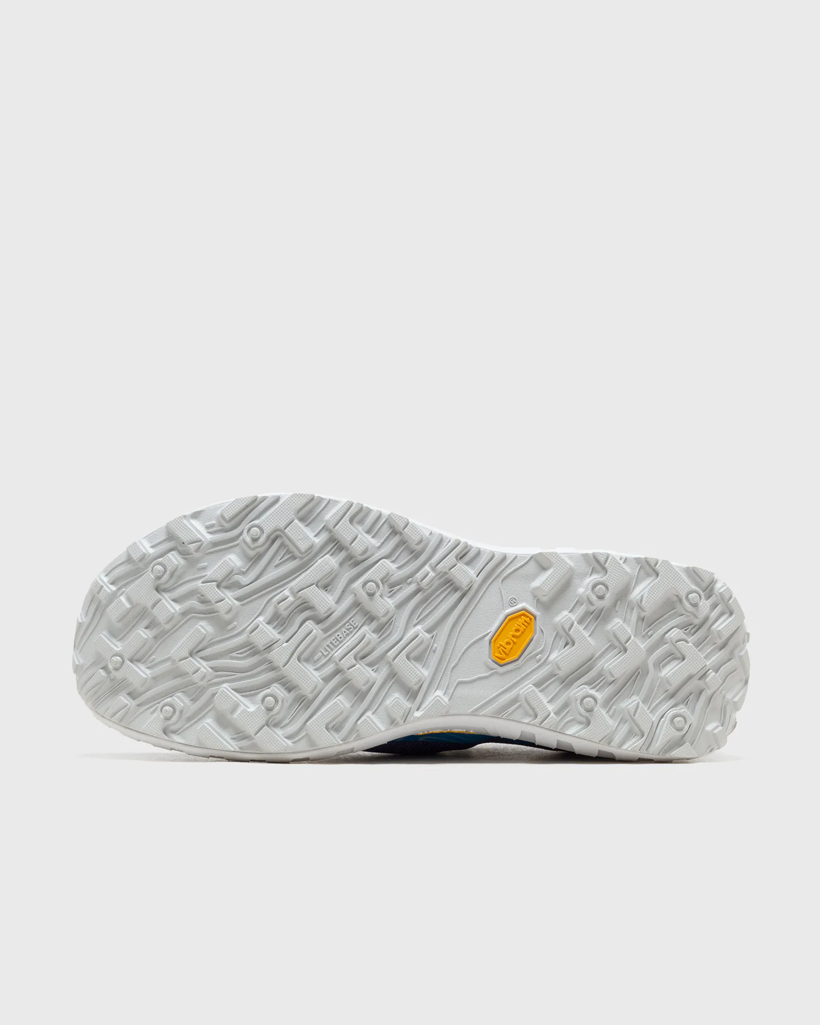 Norda The 001 RZ