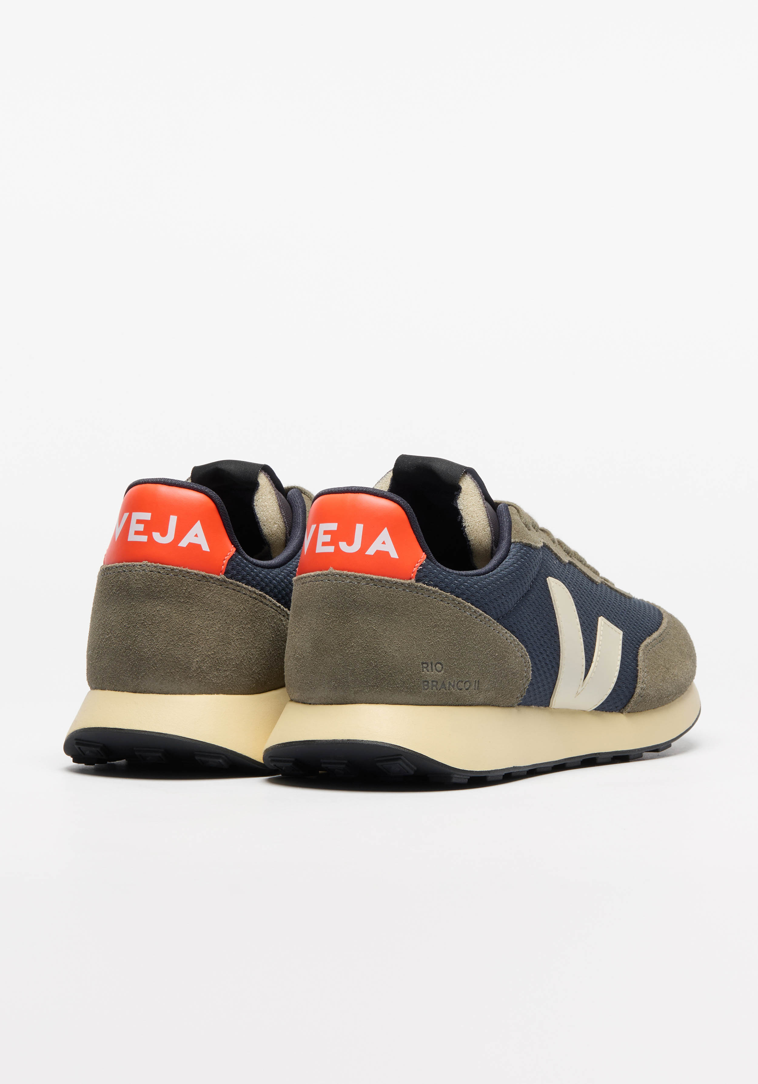 Veja Sneaker Rio Branco II Alveomesh Nautico Pierre Orange Fluo