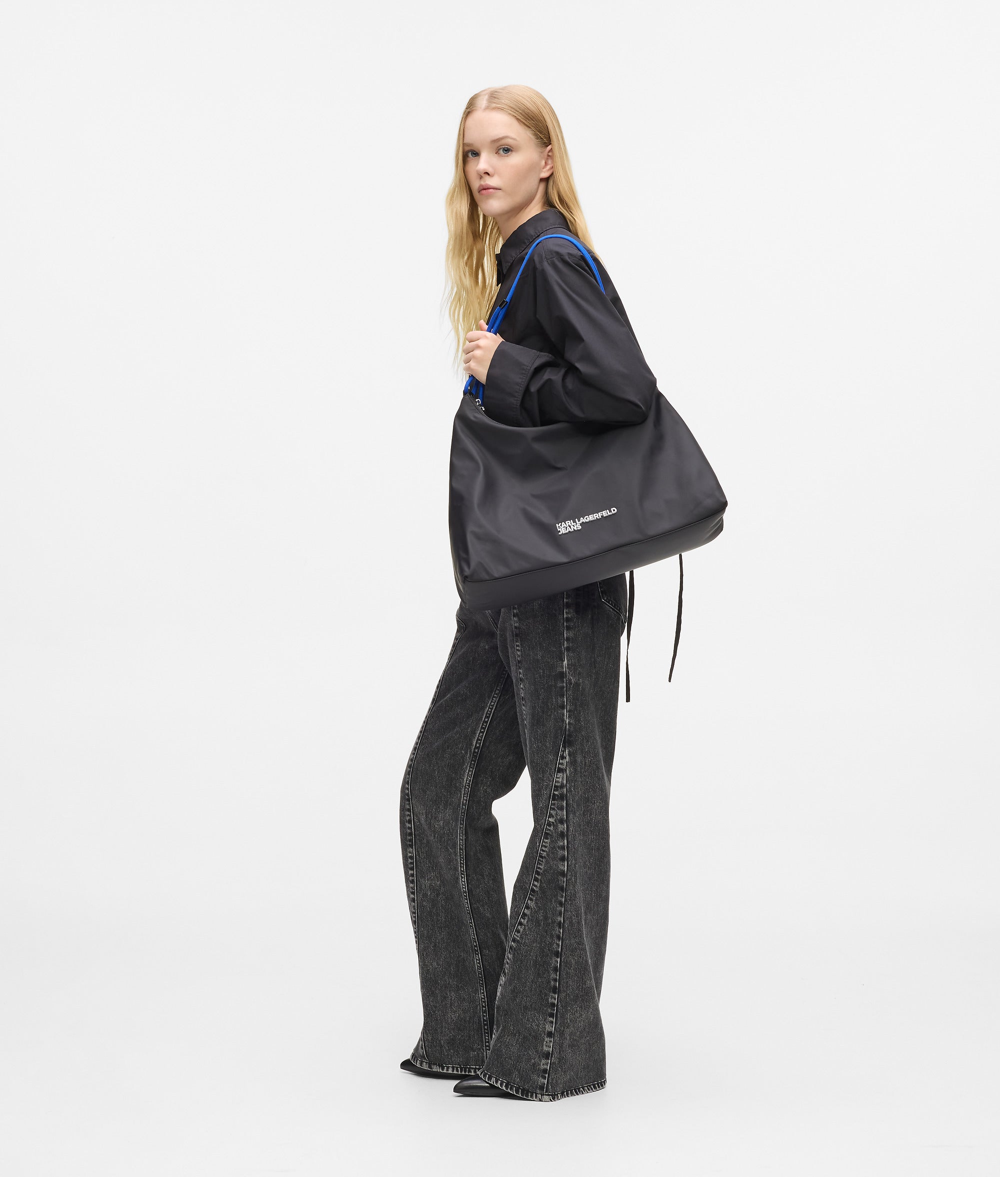 Grote nylon schoudertas met koord