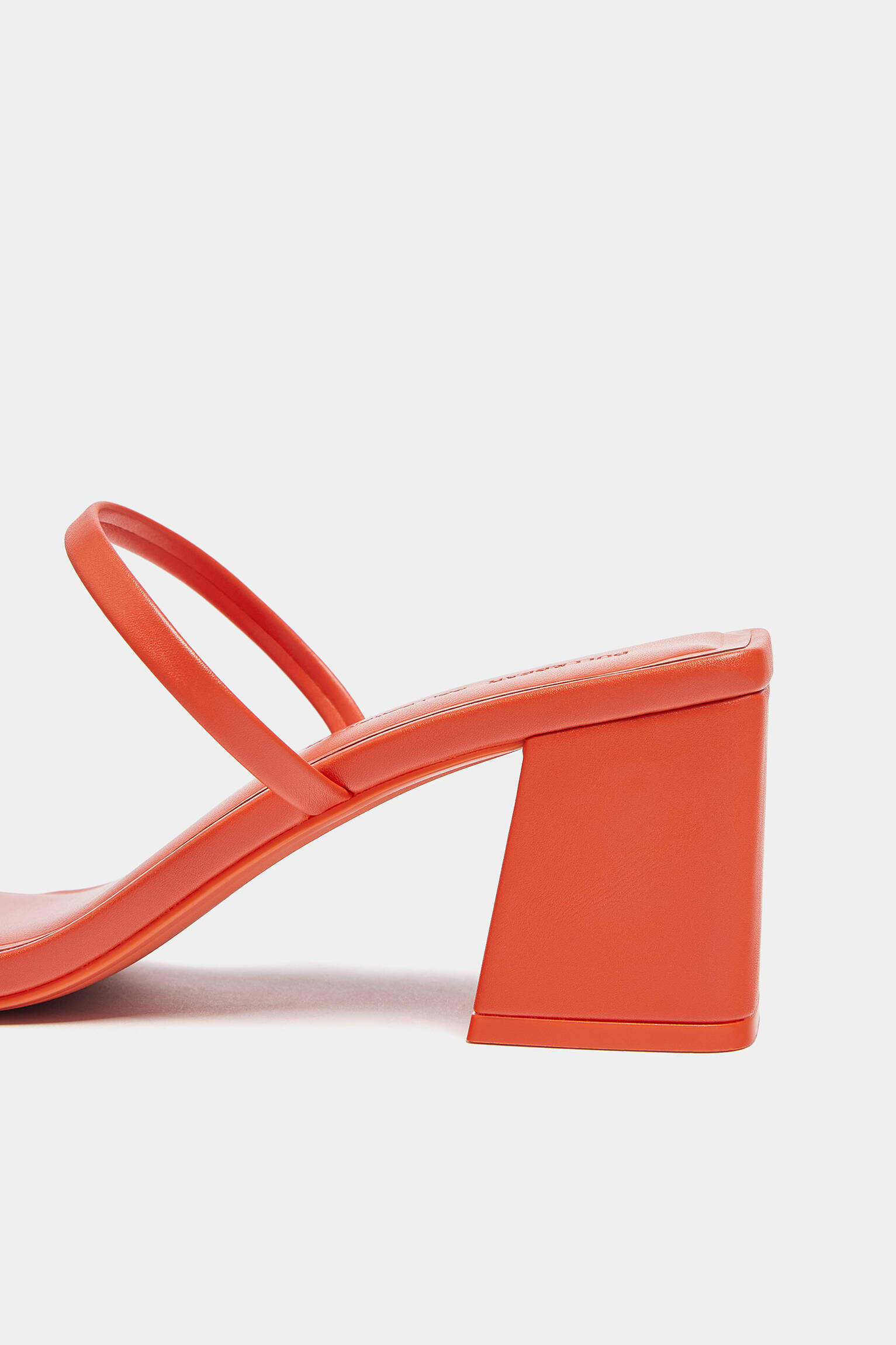 Sandália mule com tira - laranja