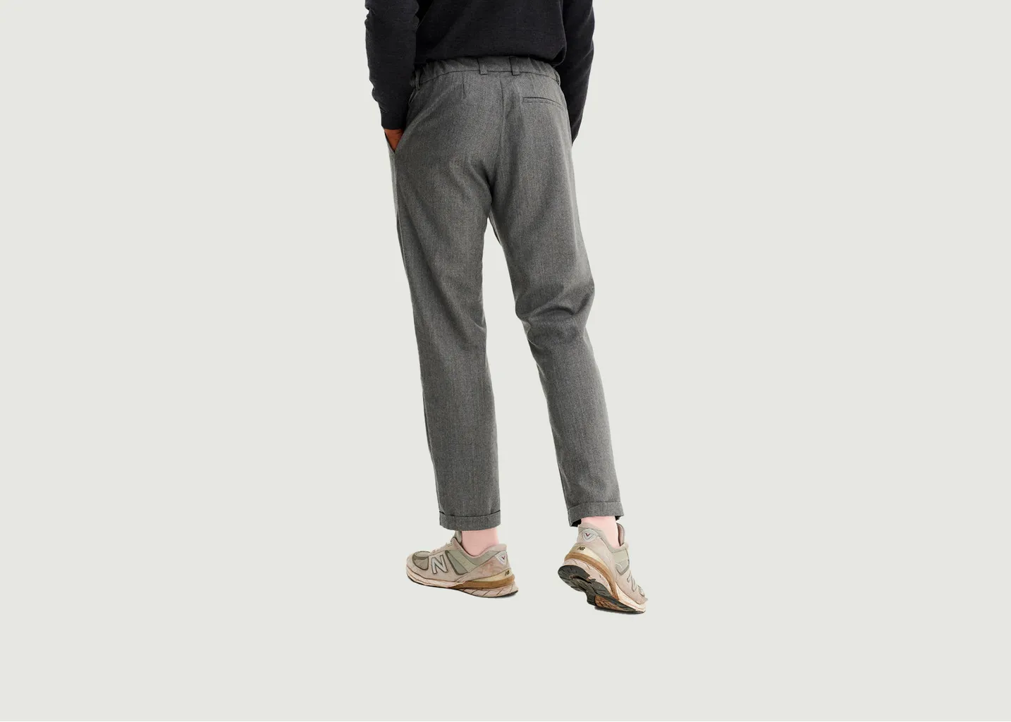 Pantalon coupe carotte en laine vierge Sienna noyoco