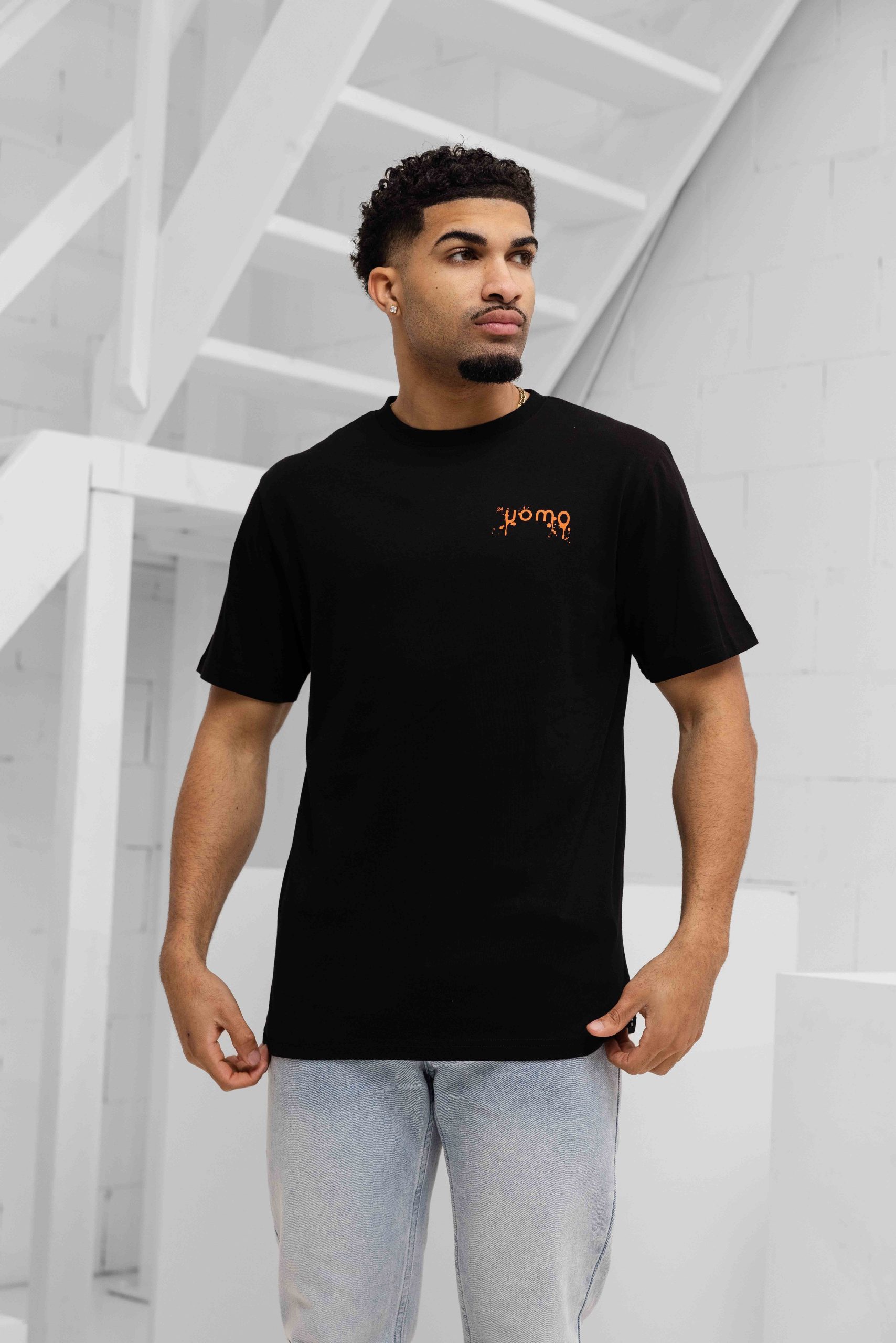 24 Uomo Paint T-Shirt Heren Zwart/Oranje