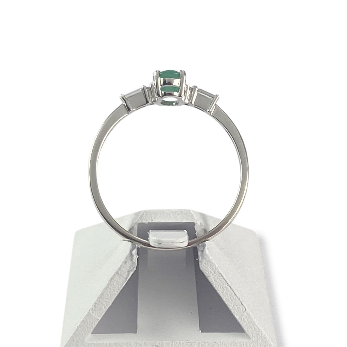 Bague d'occasion or 375 blanc émeraude diamants