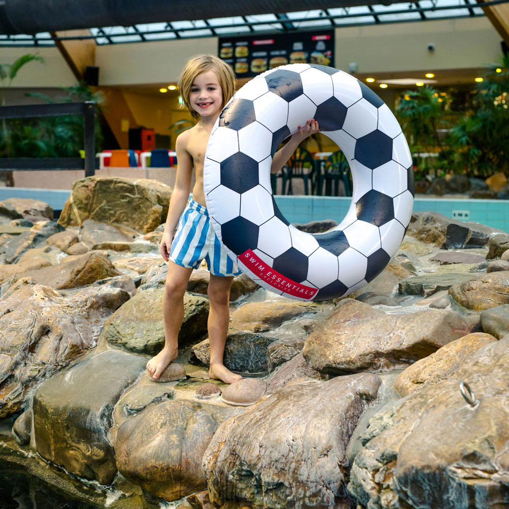Swim Essentials Zwemring Voetbal, 90cm