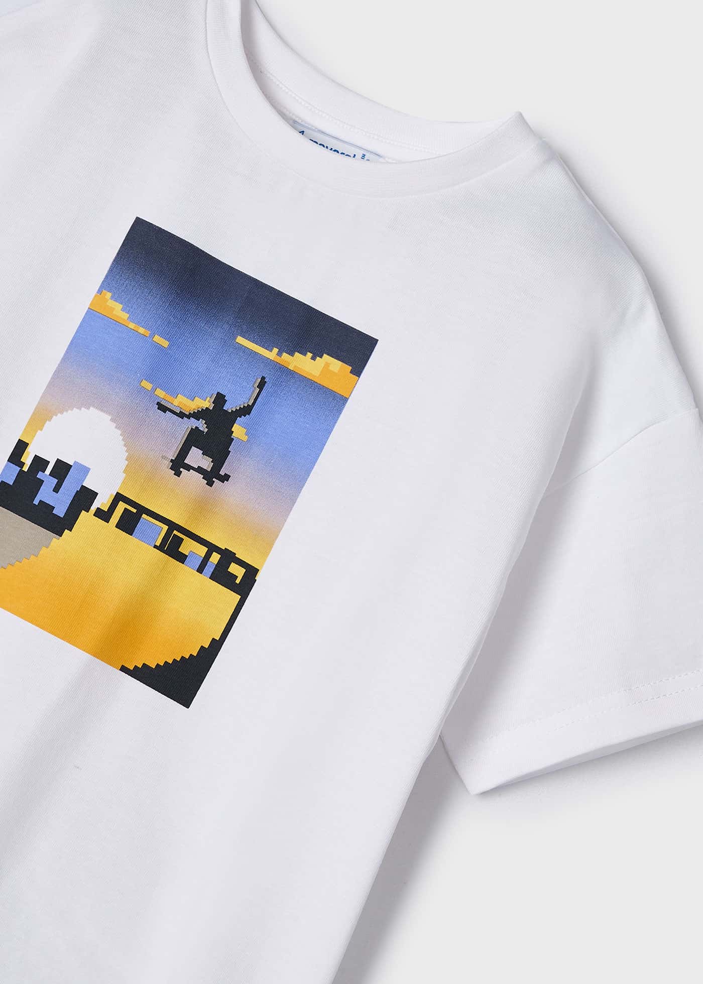 Camiseta infantil oversized Better Cotton Universe