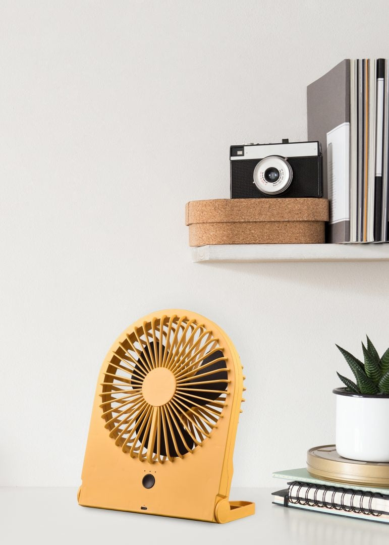 Trio Leuchten Tafelventilator Breezy H 23 cm oplaadbaar geel