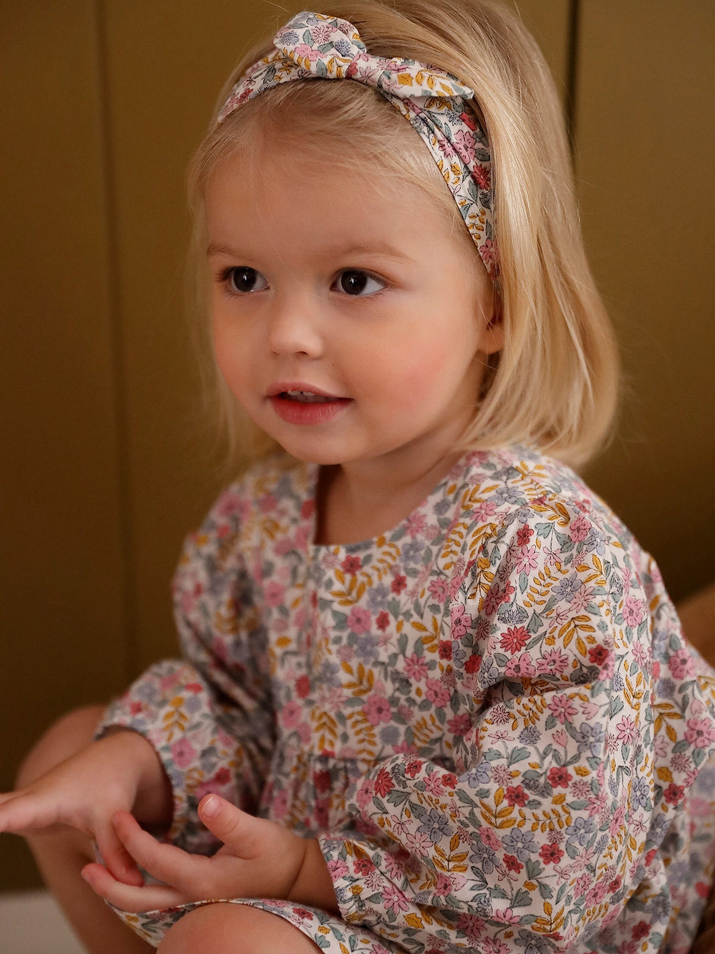 Vertbaudet Mädchen Baby-Set mit Blumen: Kleid & Haarband mehrfarbig