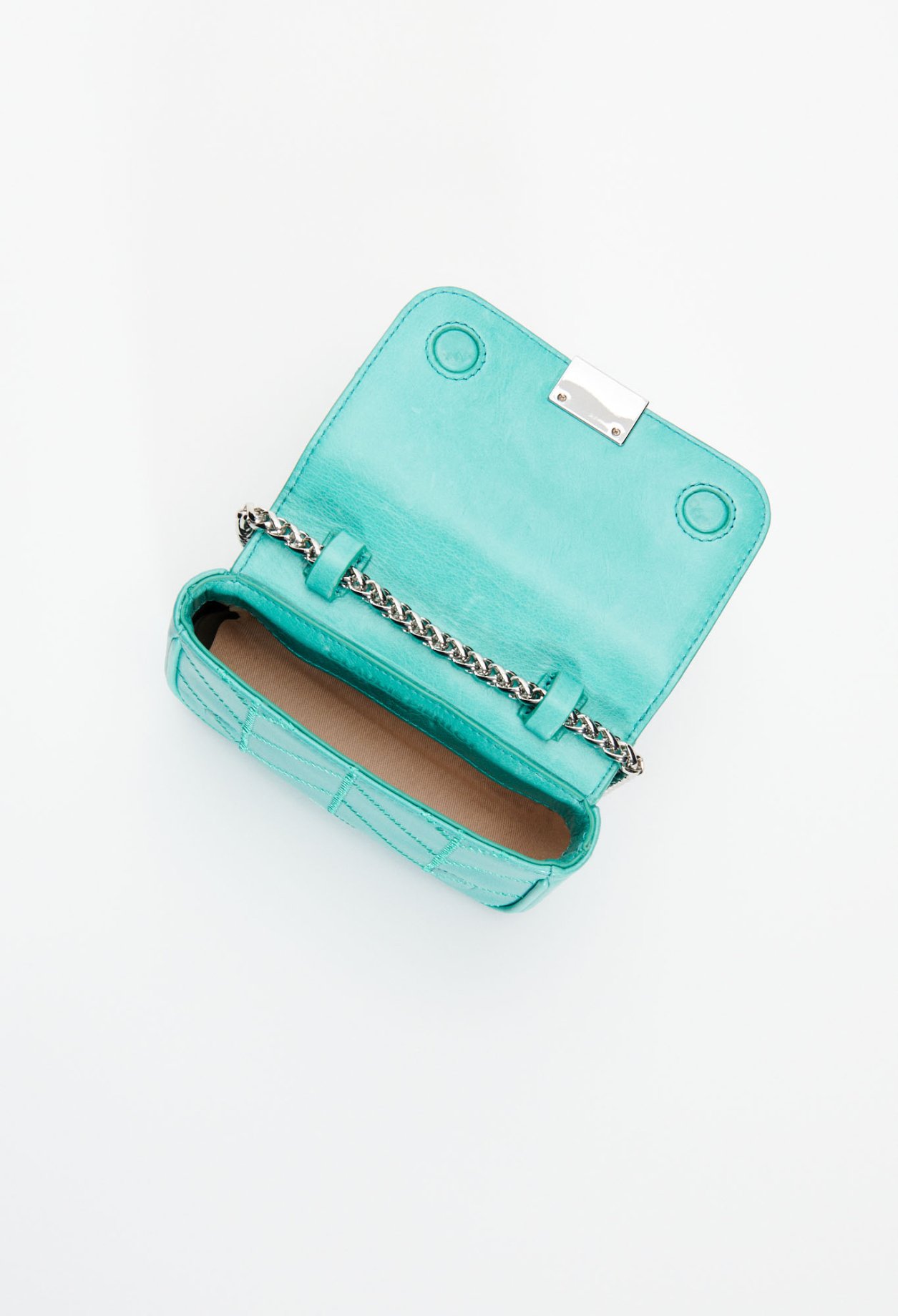 Pochette cuir verni