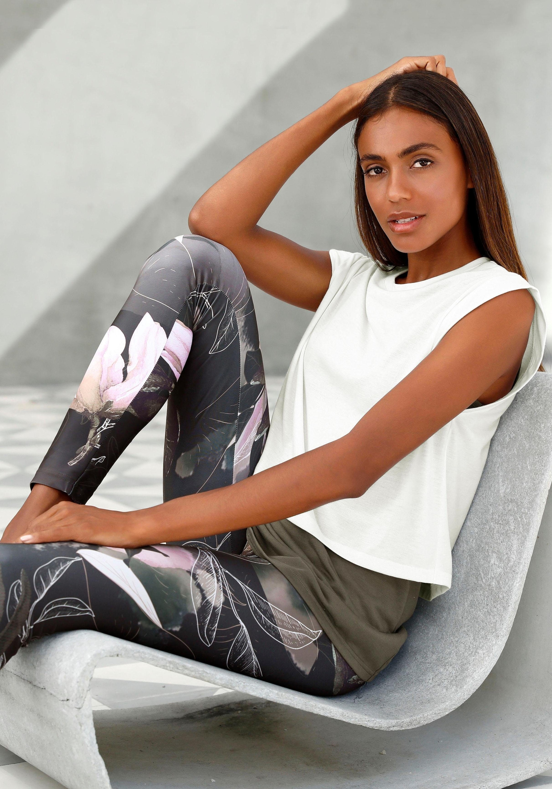 LASCANA ACTIVE Leggings »Tropical«  mit abstraktem Blumenprint, Loungewear