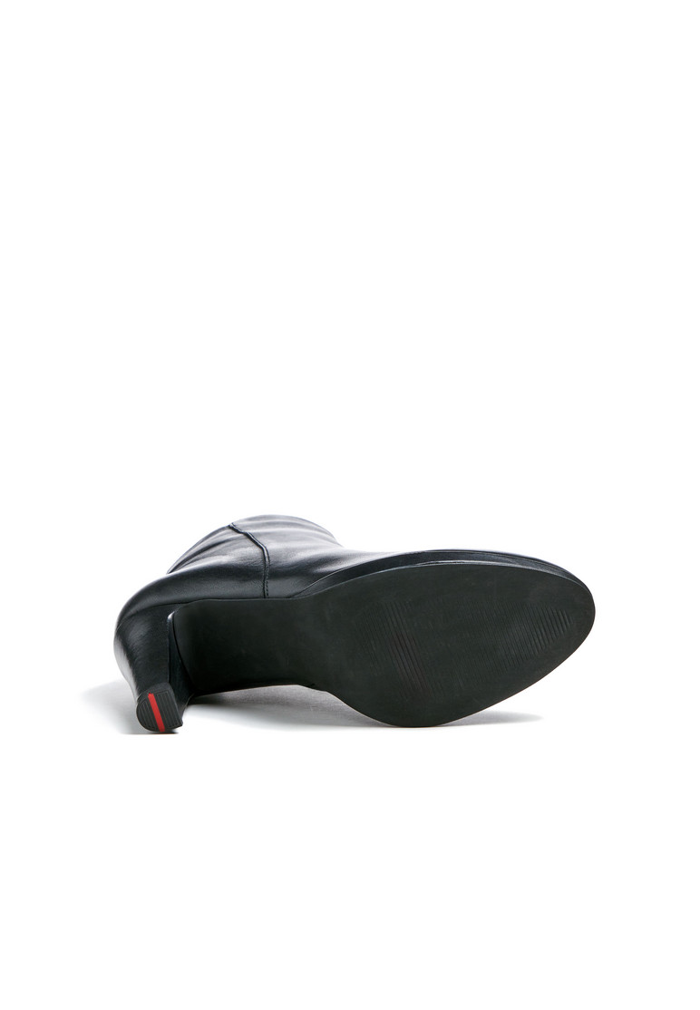 STIEFELETTE Schwarz