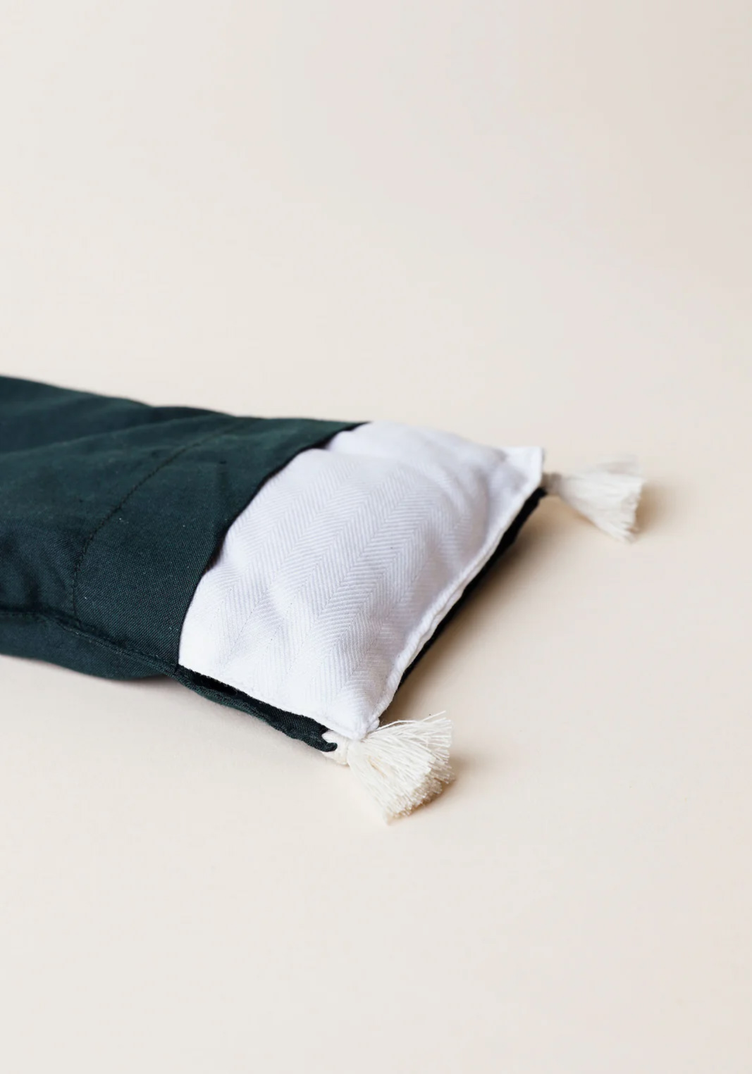 YOOMEE Augenkissen Eye Pillow Raha Tassels Emerald