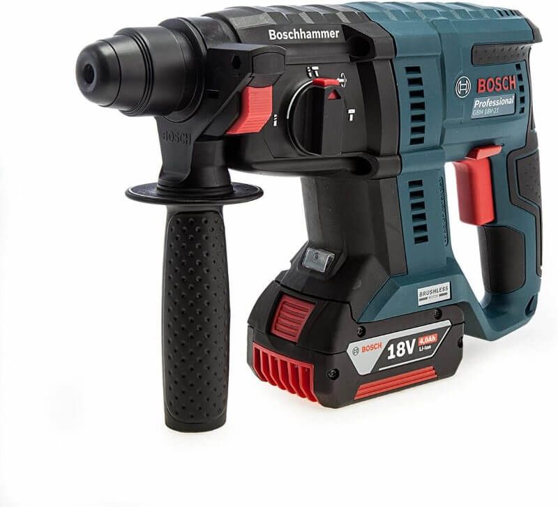 Bosch 0615990M2B 18V Li-ion accu 4 delige combiset (3x 4,0Ah) in tas
