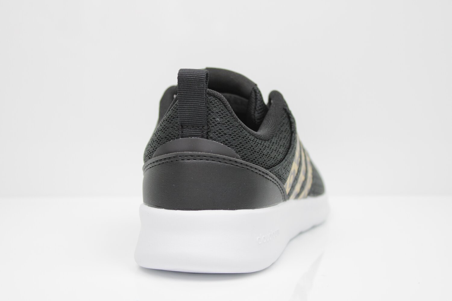 Adidas Sneaker