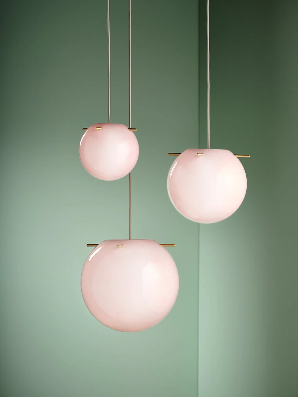 Frandsen  Koi Pendel, Opal Rose/Brass Sticks - Ø19