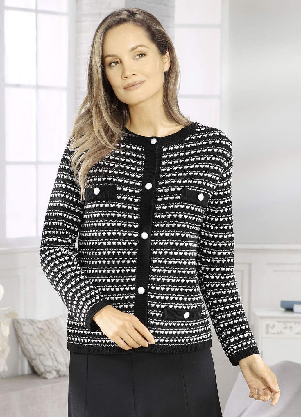 Strickjacke mit aufwendigem Strukturmix