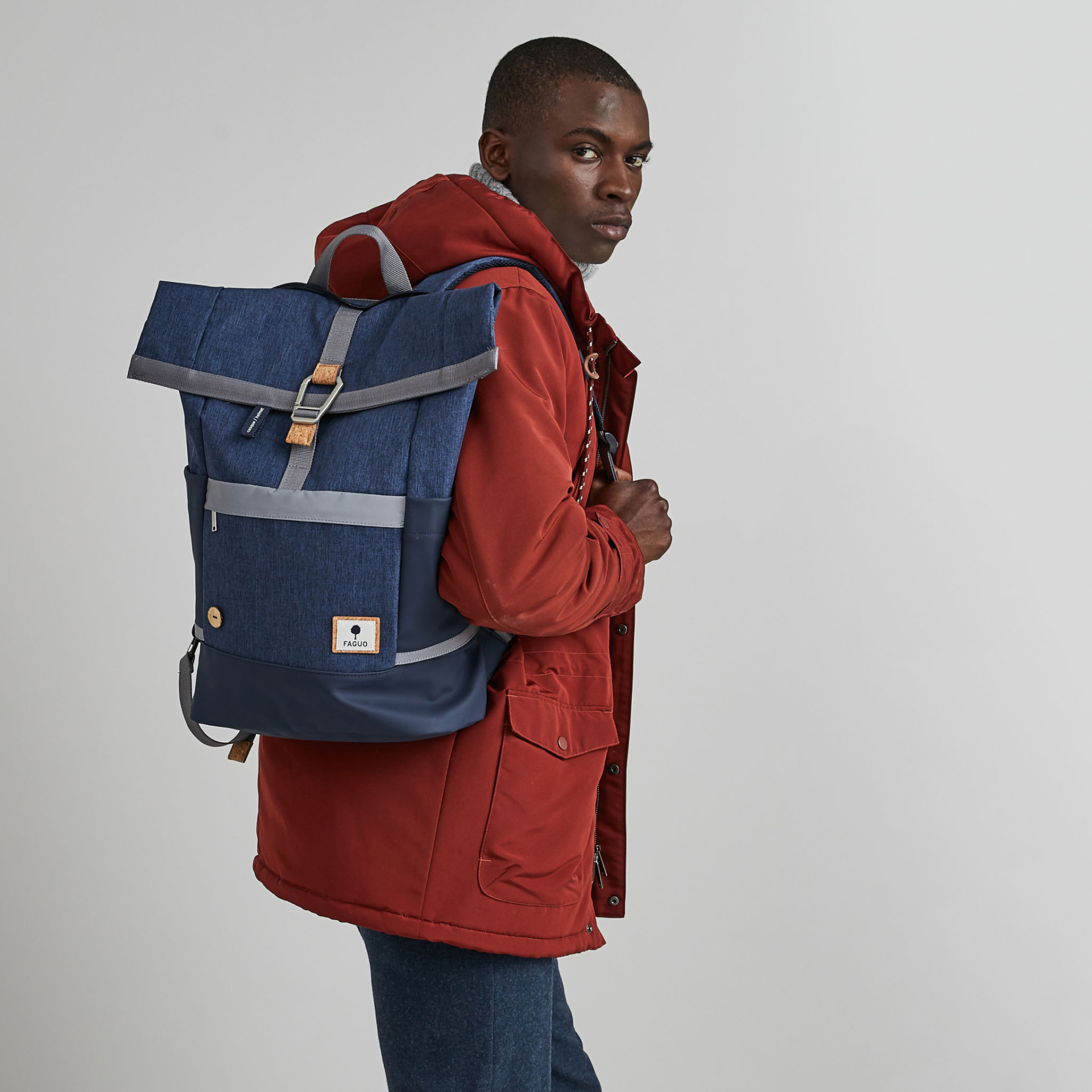 Sac à dos jeans marine végan en polyester recyclé - modèle Cycling medium