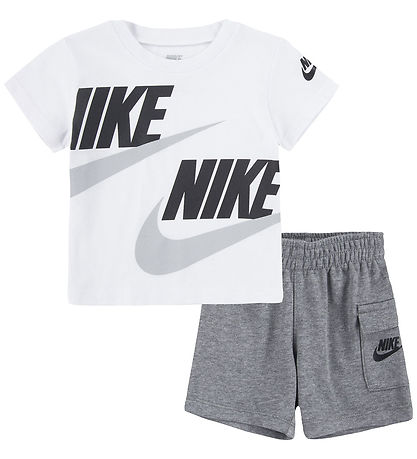 Nike Shorts Set - T-Shirt/Shorts - Carbon Heather