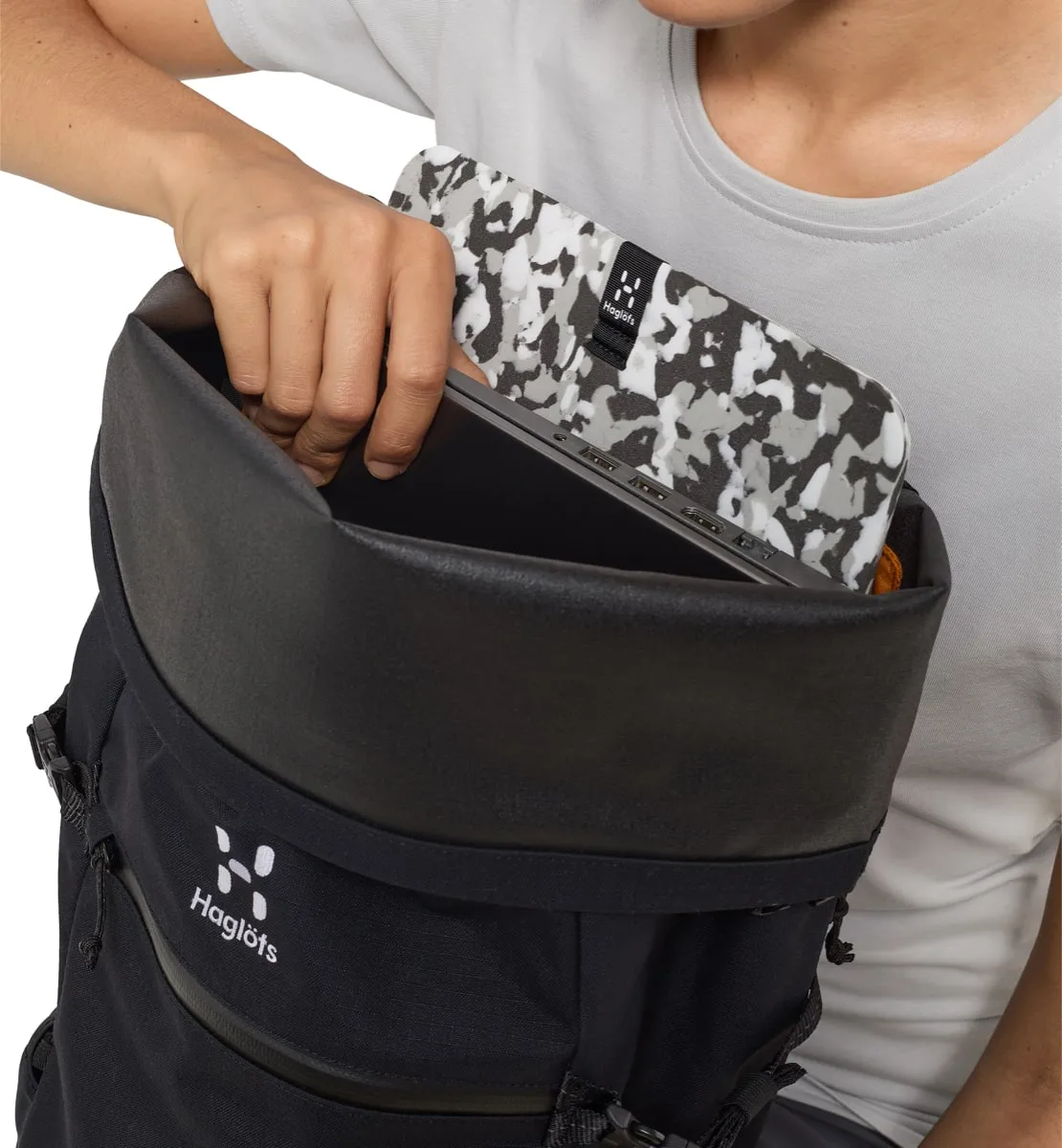 Haglöfs Ardos Rolltop 28 True Black