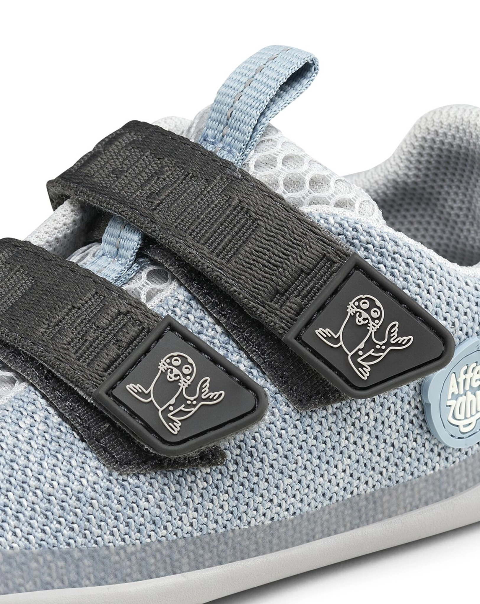 Strick-Halbschuhe HAPPY ROBBE in hellblau