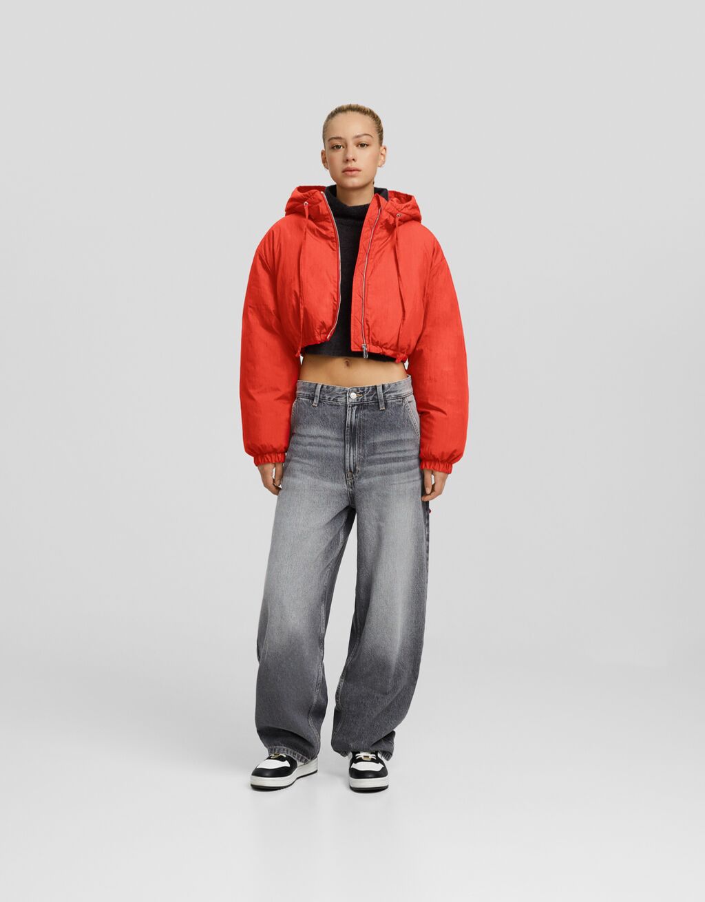 Jaqueta puffer com capuz