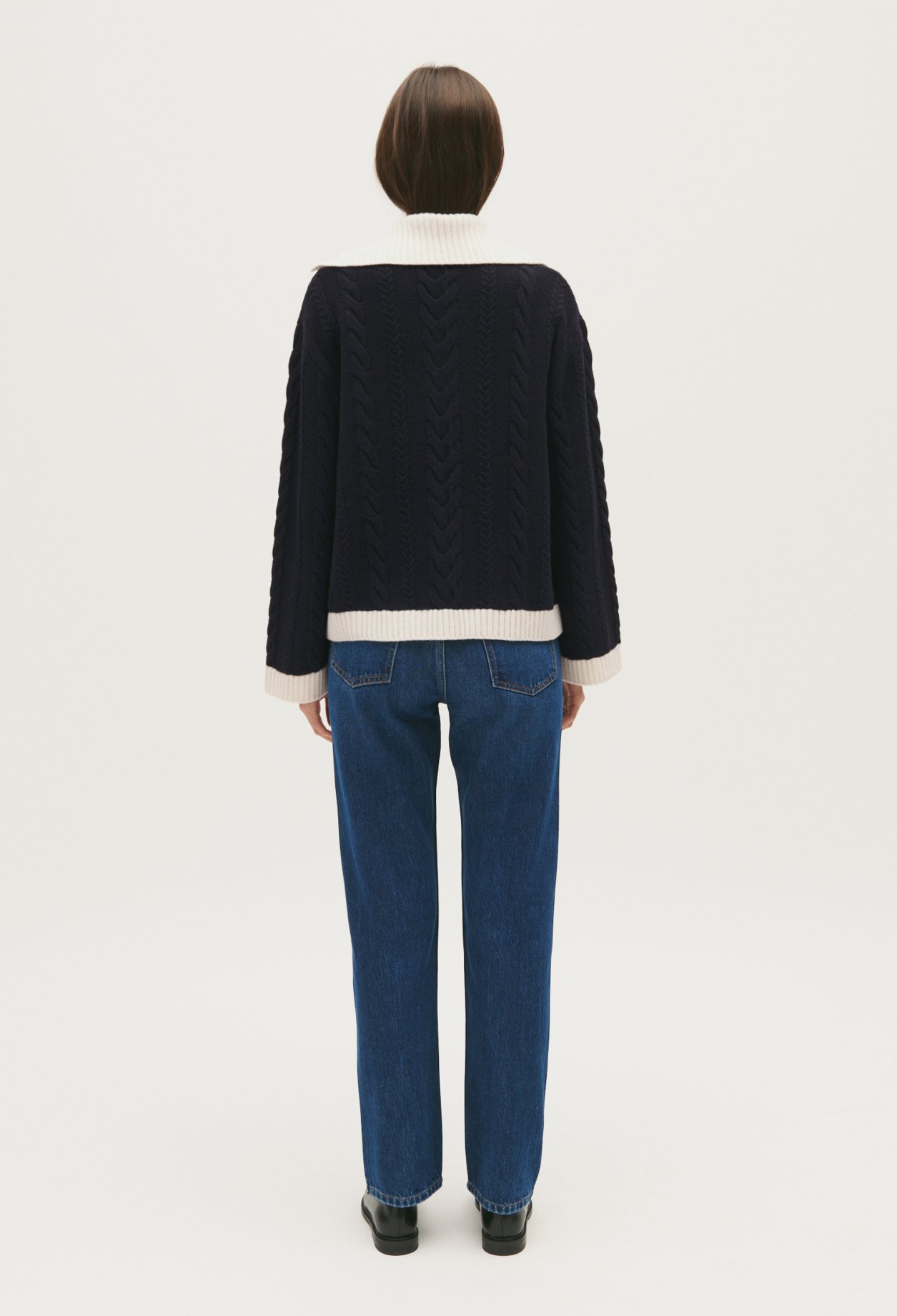 Pull torsade bleu marine