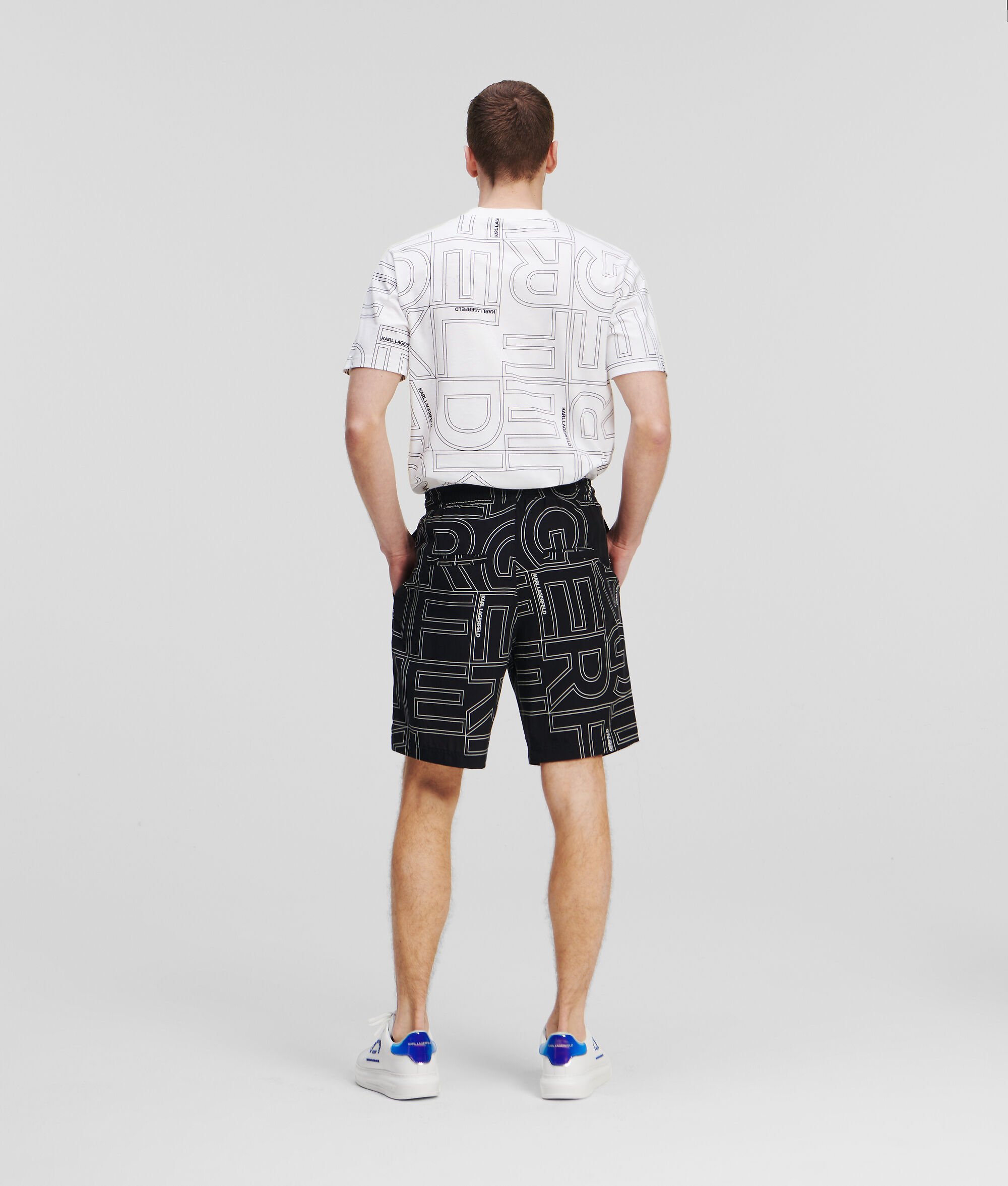 SHORT AVEC LOGO KARL FAÇON ALL-OVER