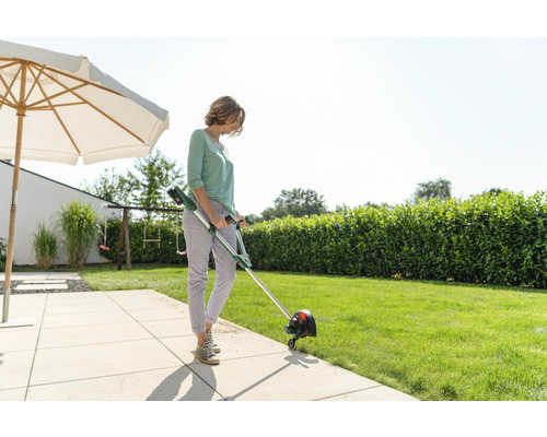 BOSCH UniversalGrassCut 18V-26 accu grastrimmer (accu en lader niet inbegrepen)