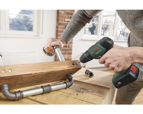 Bosch UniversalImpact 18V accu-slagboormachine, inclusief 1 accu (2,5 Ah) en lader