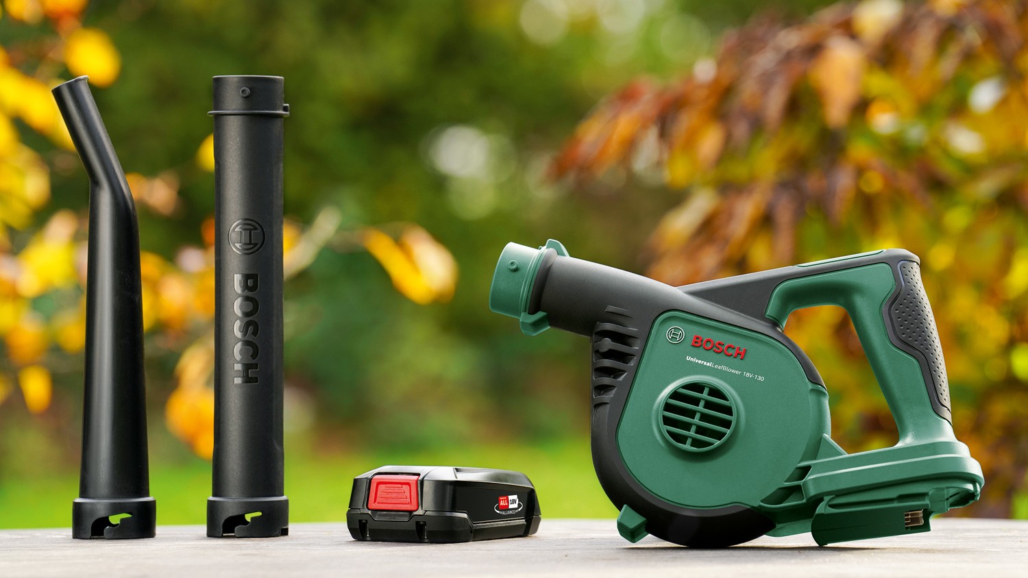 Bosch - Batteridrevet Løvblæser - Universal 18V-130 2.5AH ( Batteri & Lader Inkluderet )