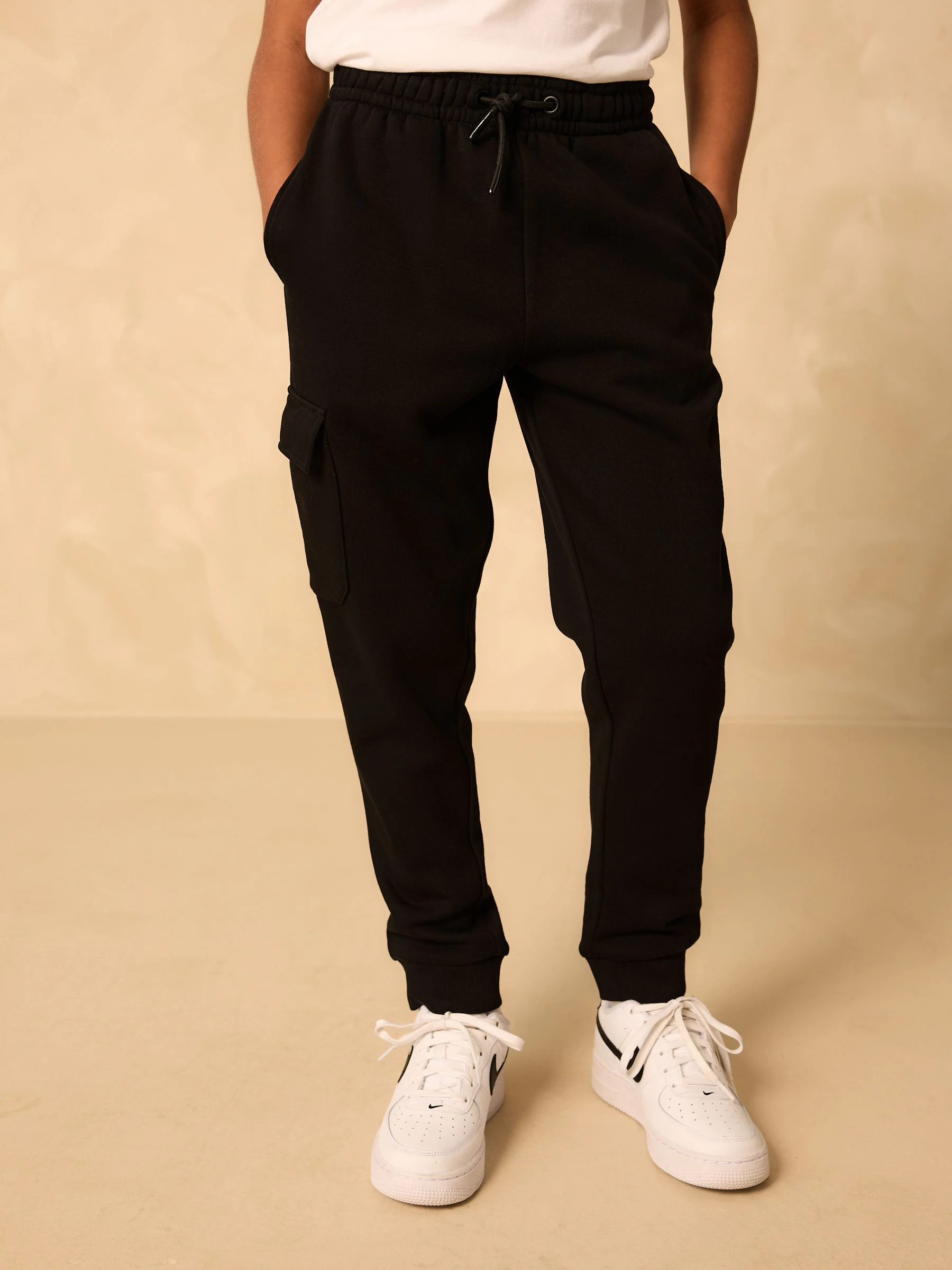 Zwart - Utility Crew Hoodie and Joggers Set