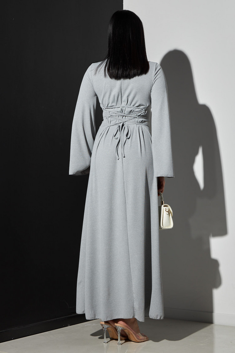 Robe gris claire côtelée ajustable au dos